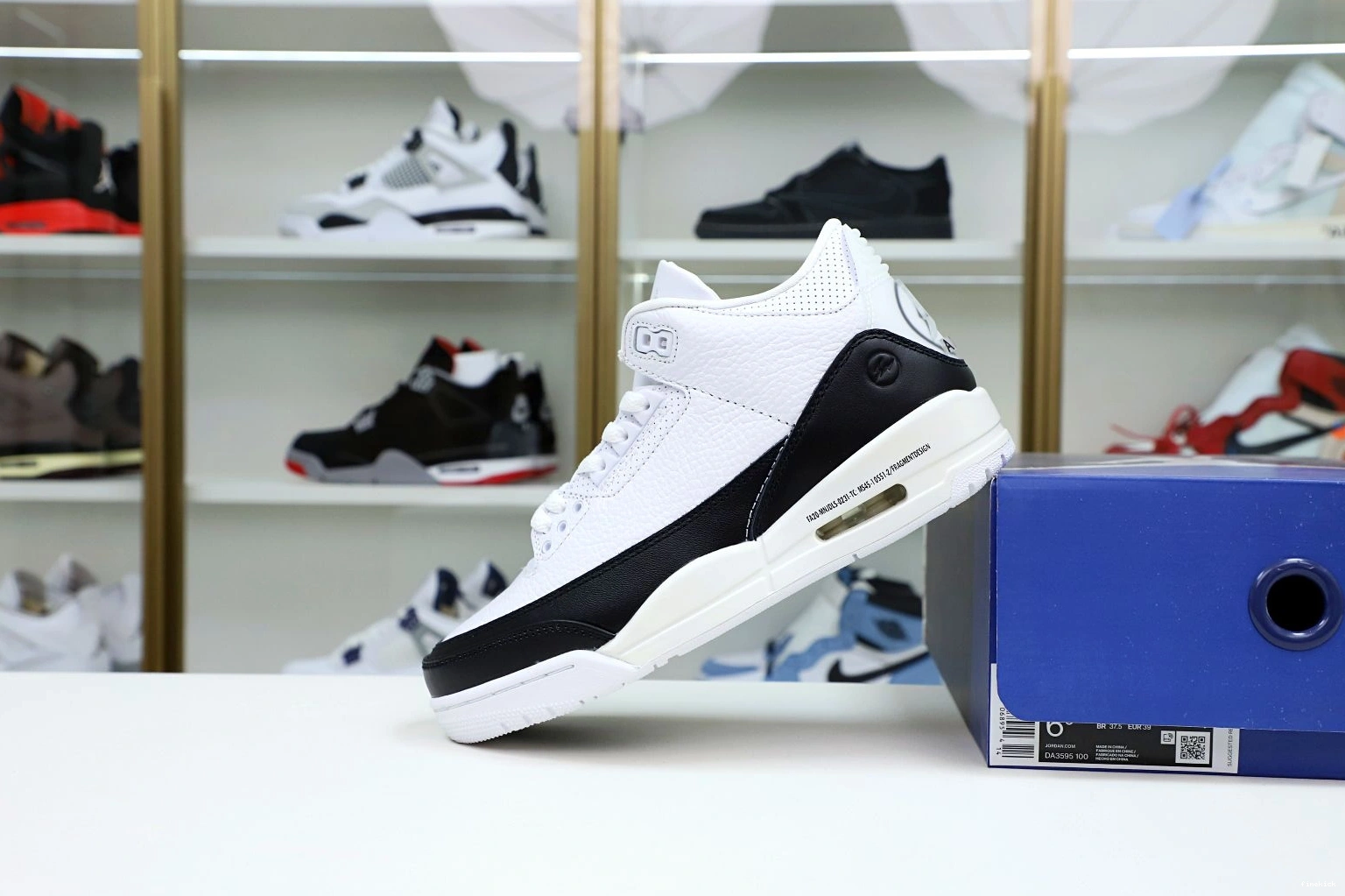 JORDAN X 'WHITE' SP DESIGN FRAGMENT 3 RETRO AIR 0823